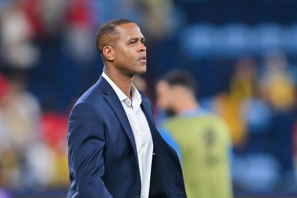 Usai Berpisah Dengan Patrick Kluivert, Pemerintah Minta PSSI Segera Cari Pelatih Baru Untuk Timnas Indonesia